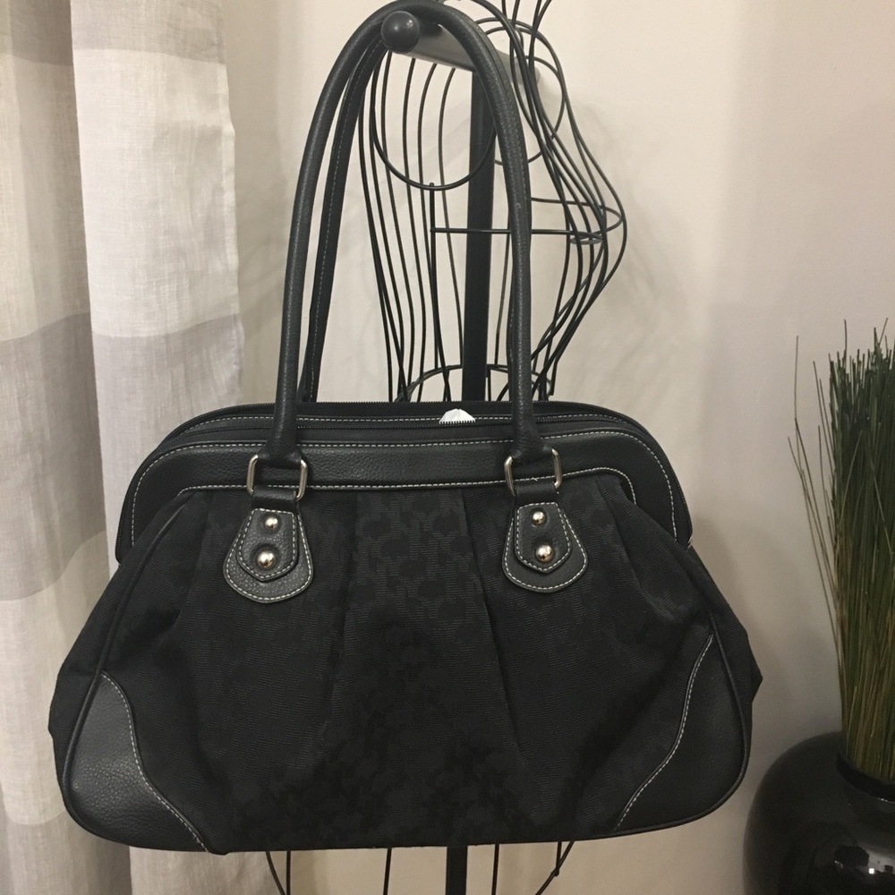 Elegant Black Hand Bag